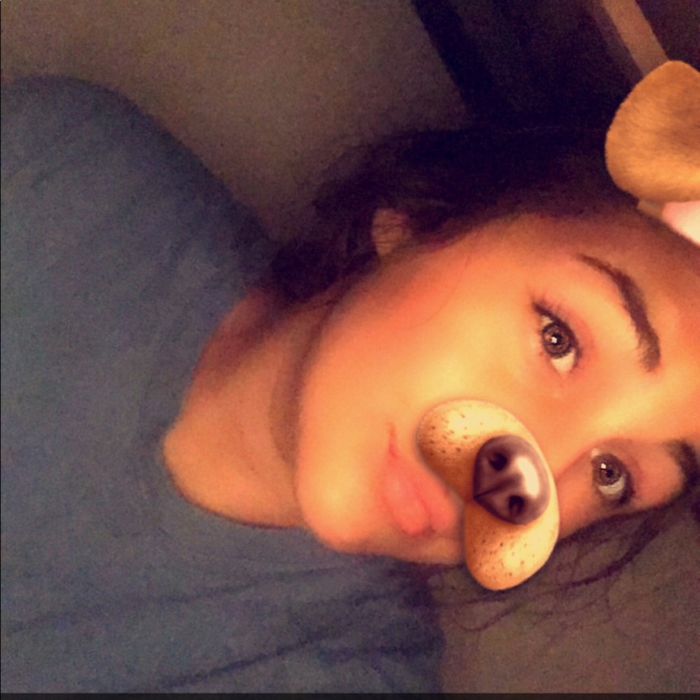 Meet your Posher, Laila